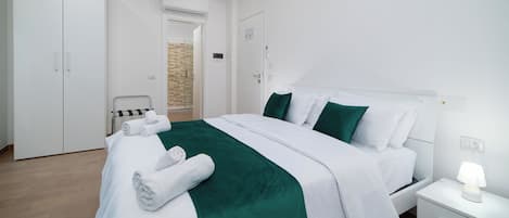 Chambre | Coffres-forts dans les chambres, fer et planche Ă repasser