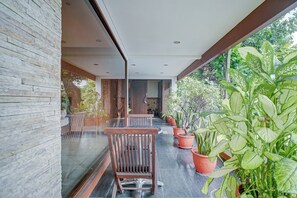 Lobby - Collection O near MRT Cipete Raya formerly Terogong Sembilan (Jakarta)