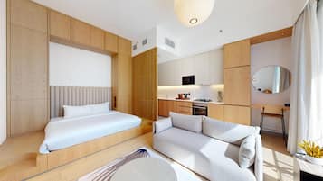 Superior Studio, 1 Queen Bed, Air conditioning, City View | 1 bedroom, individually decorated, individually furnished, desk