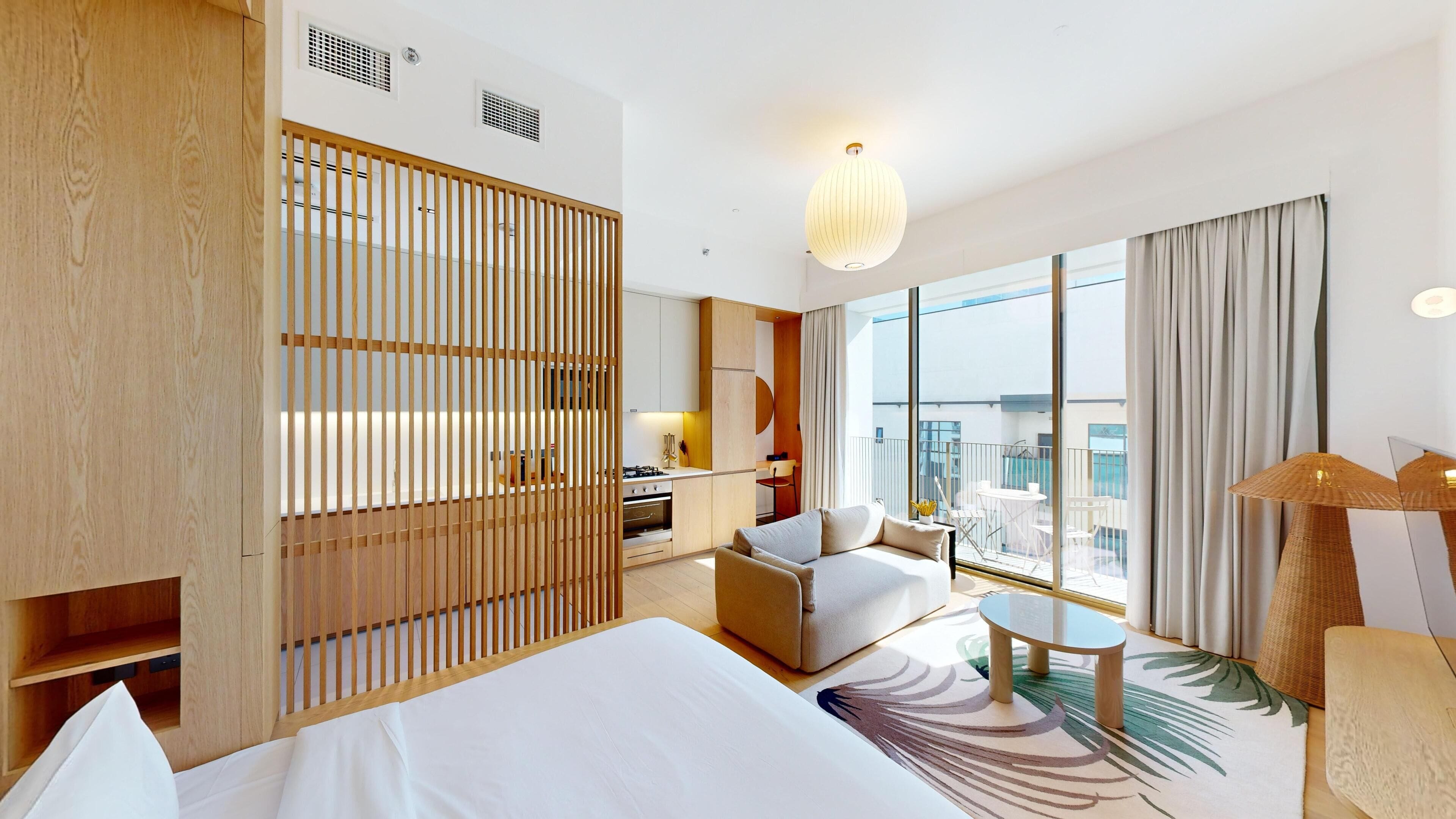 Superior Studio, 1 Queen Bed, Air conditioning, City View