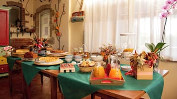 Tägliches inbegriffenes Frühstücksbuffet