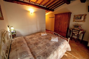 Double or Twin Room, Garden View | Desk, free WiFi