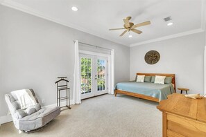 2 soverom, strykejern/-brett, wi-fi og sengetøy