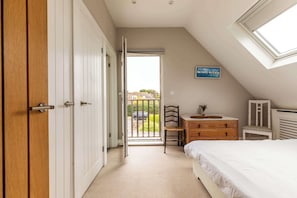 5 bedrooms, iron/ironing board, travel cot, WiFi