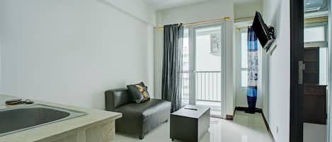 Standard Suite, 1 Double Bed | View from room