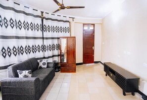 Habitación, 1 habitación, terraza, vistas al jardín | Sala de estar