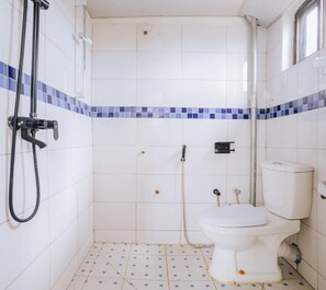 Chambre, 1 chambre, terrasse, vue jardin | Salle de bain