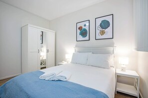 2 bedrooms, iron/ironing board, WiFi, bed sheets