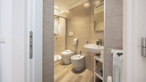 Apartment, Balcony | Bathroom - Ostiense Flat&Rooms by Rentbeat (Rome)