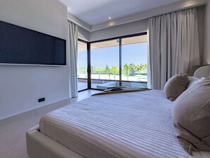 2 bedrooms, iron/ironing board, travel crib, WiFi