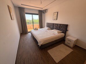 5 bedrooms, WiFi