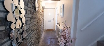 The Old Weavers Cottage