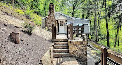 Relax and Unwind - Bird Creek Cottage at Cliffwood