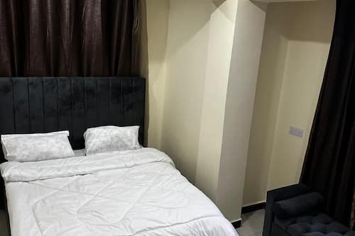 Luxury Apartment, 3 Bedrooms, Balcony, City View | Desk, laptop workspace, free WiFi