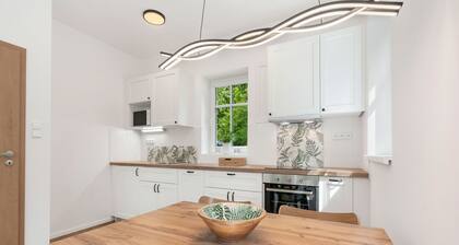 Bonito apartamento para 4 personas con WIFI, TV, patio y mascotas permitida