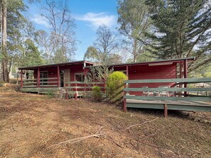 Exterior - Rosella Views - Cosy Cottage at the Base of Mt Buller (Sawmill Settlement)