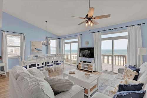 SPECIAL! Pet Friendly! Oceanfront 5BR | Views | Hot Tub
