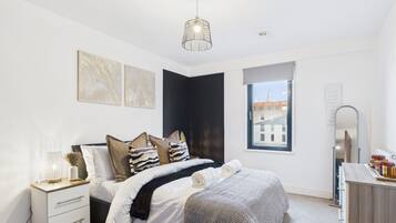 Apartment | Iron/ironing board, free WiFi