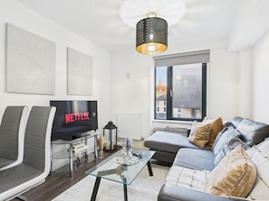 Apartment | Living area