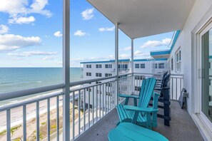 Property grounds - Oceanfront condo w/ balcony & rocket launch views (Satellite Beach)