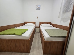 2 chambres, Wi-Fi gratuit, draps fournis