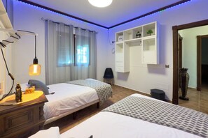 3 Schlafzimmer, Bügeleisen/Bügelbrett, Reisekinderbett, kostenloses WLAN