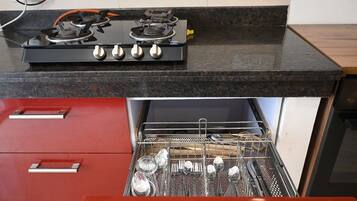 Microwave, oven, stovetop, dishwasher