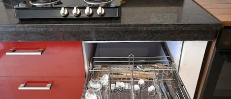 Microwave, oven, stovetop, dishwasher