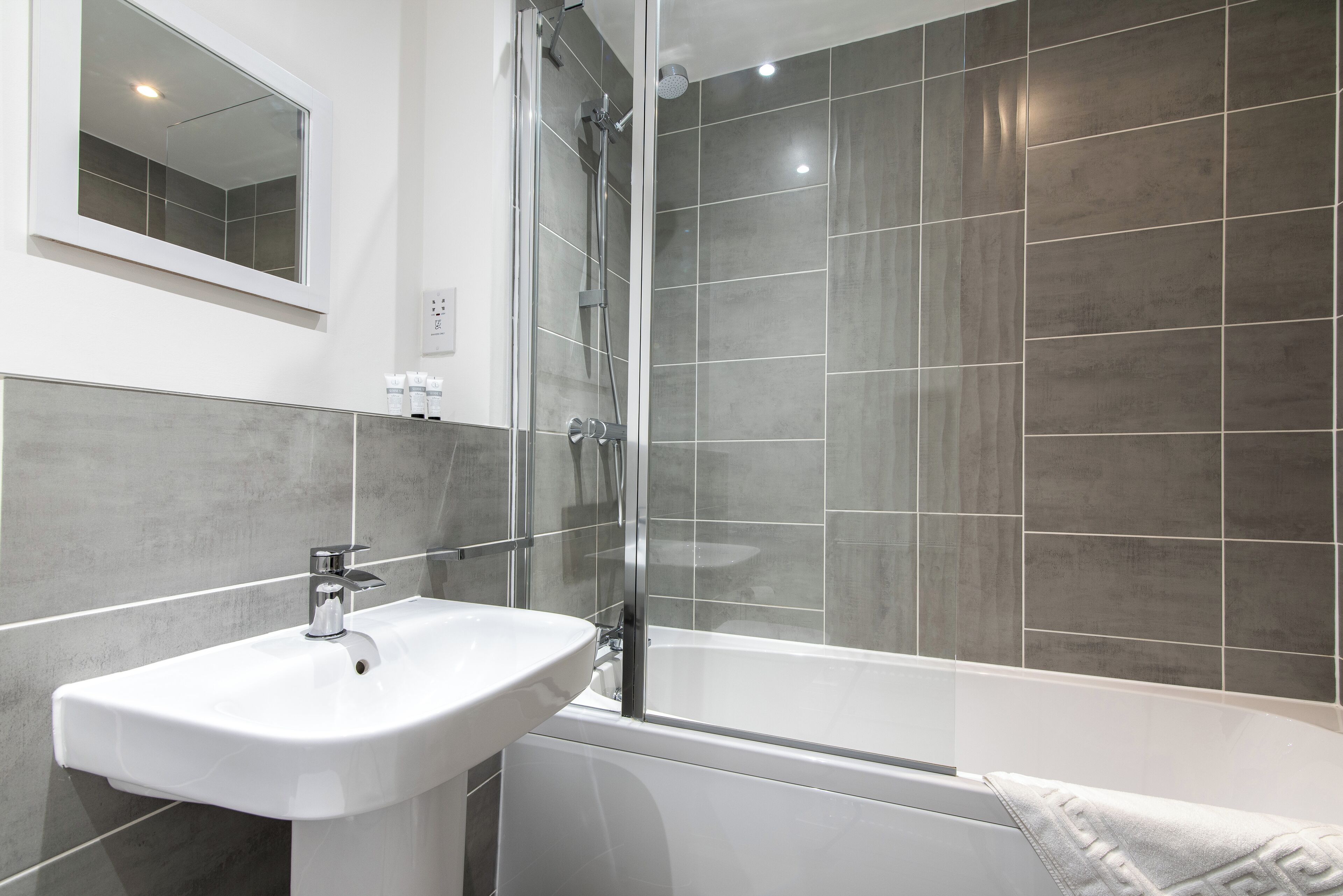 House | Bathroom