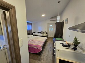 Wifi gratis y ropa de cama