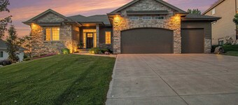 Luxury Stay with Golf Simulator and 3 King Bedrooms!