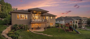 Luxury Stay with Golf Simulator and 3 King Bedrooms!