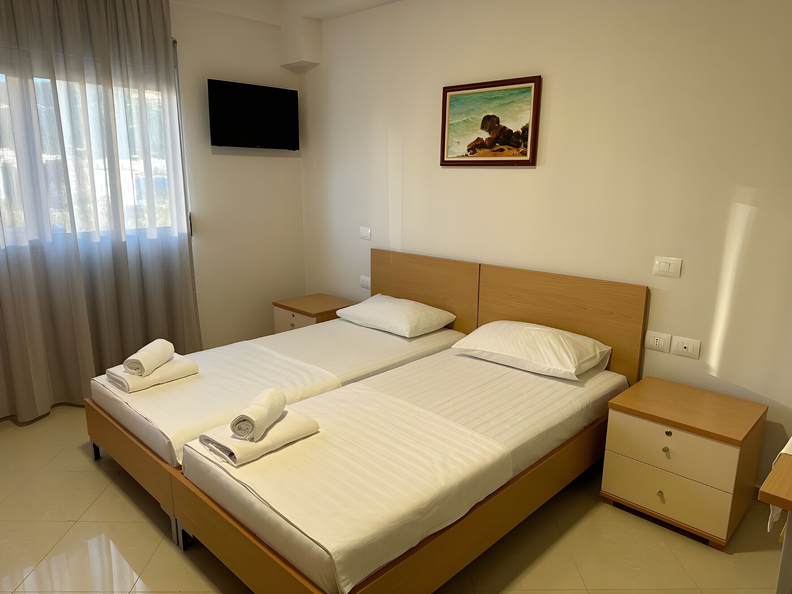 1 dormitorio, tabla de planchar con plancha, wifi gratis y ropa de cama