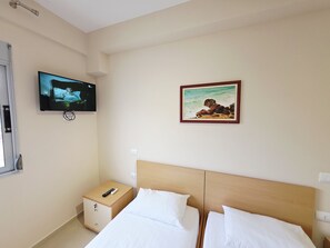 1 bedroom, iron/ironing board, free WiFi, bed sheets - Thoma's K Studios - Double Studio (Vlorë)