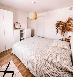 1 bedroom, iron/ironing board, WiFi, bed sheets