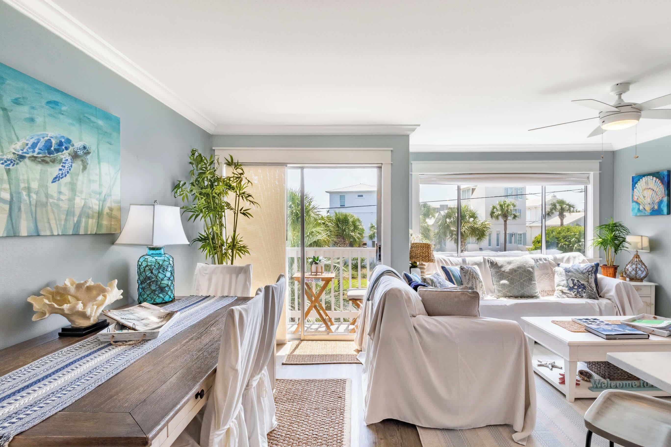 Smart TV, fireplace, books, offices