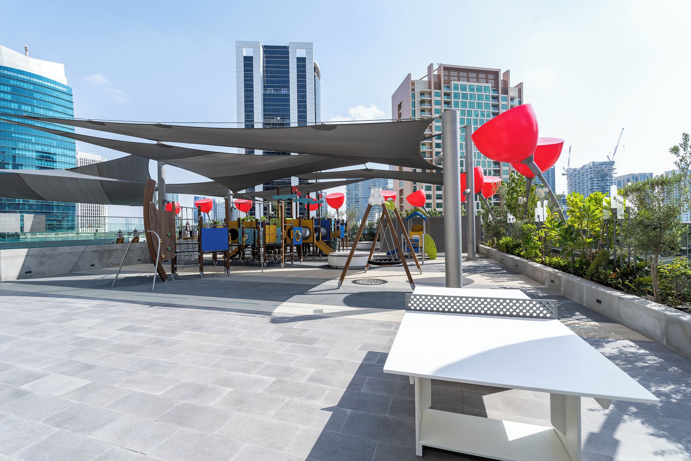 儿童活动区 - 室外