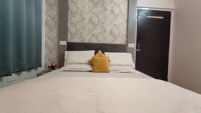 Staeg 2bhk Centre of the Jaipur