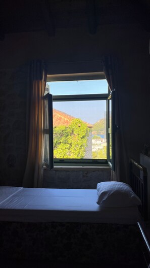 1 quarto, ferros/tábuas de passar roupa, Wi-Fi de cortesia