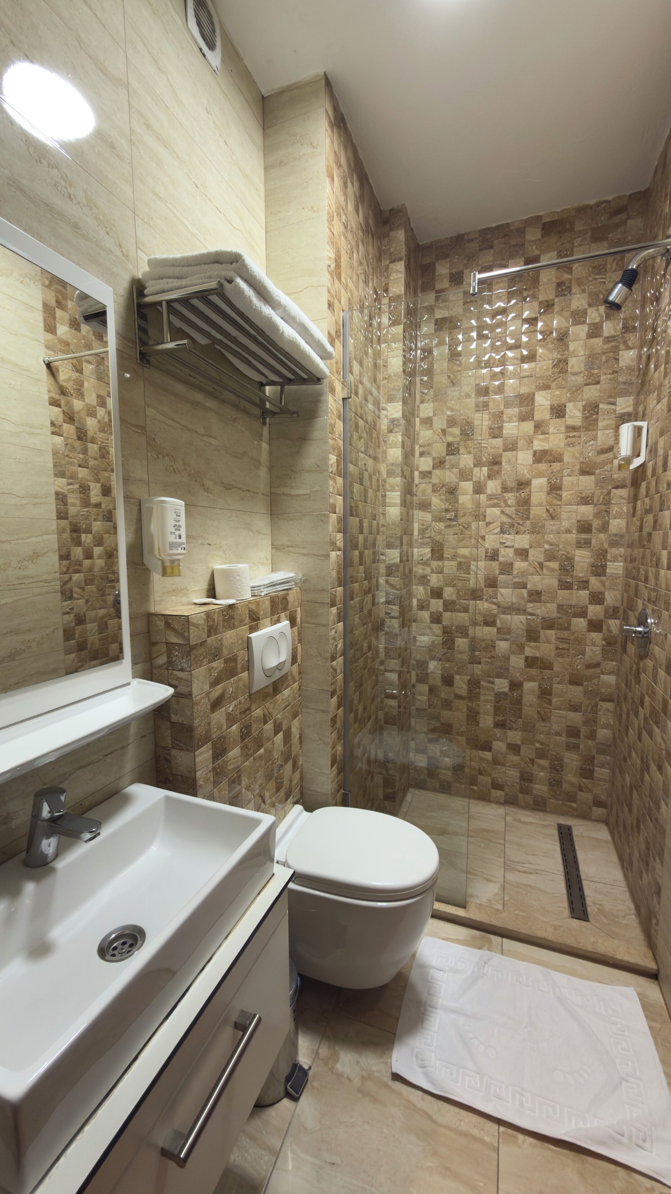Standard Twin Room, Balcony, City View | Bathroom | Shower, rainfall showerhead, free toiletries, hair dryer