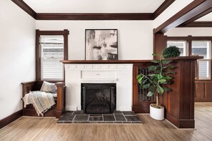 Interior - Sunny 3BR Home Near UW & Children Hospital, Gym (Seattle)