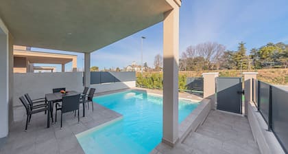 Villa Prestige 23 mit Pool