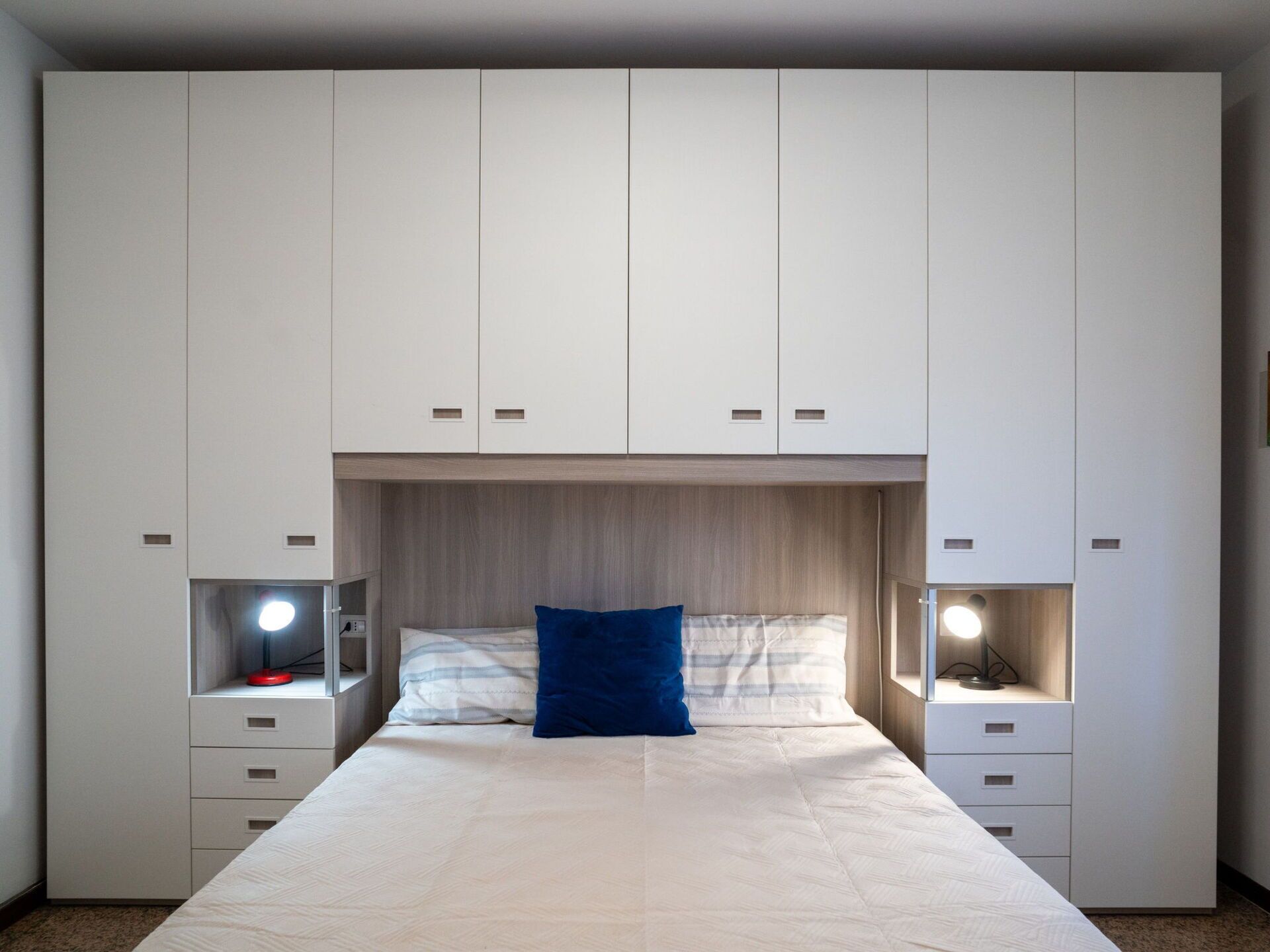 2 bedrooms, travel crib, WiFi (free)
