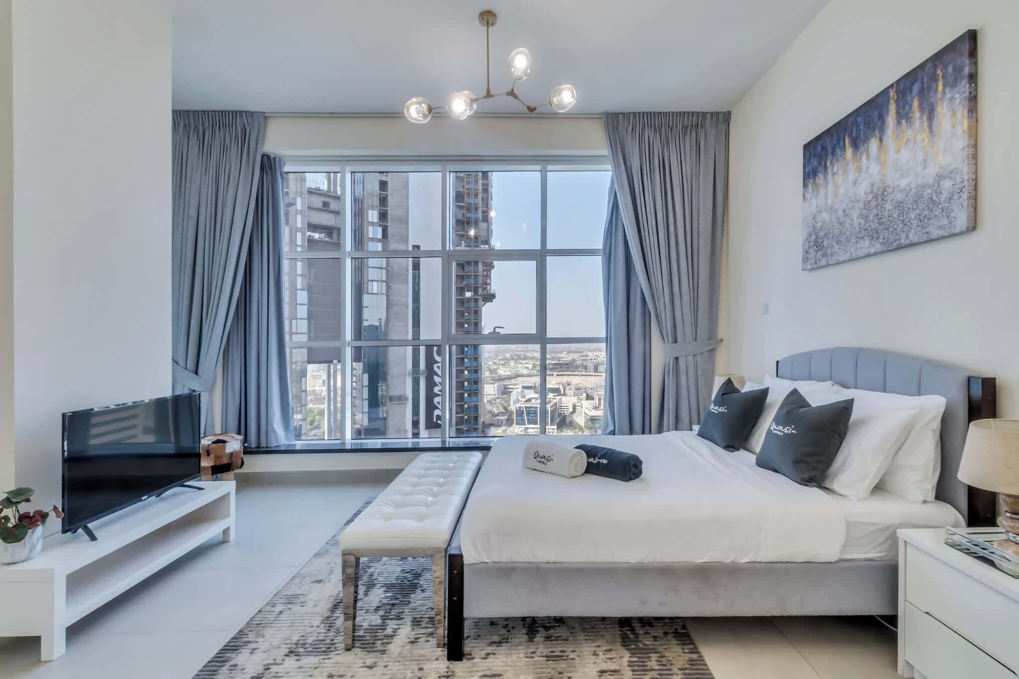 2 bedrooms, iron/ironing board, WiFi