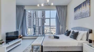 2 bedrooms, iron/ironing board, WiFi