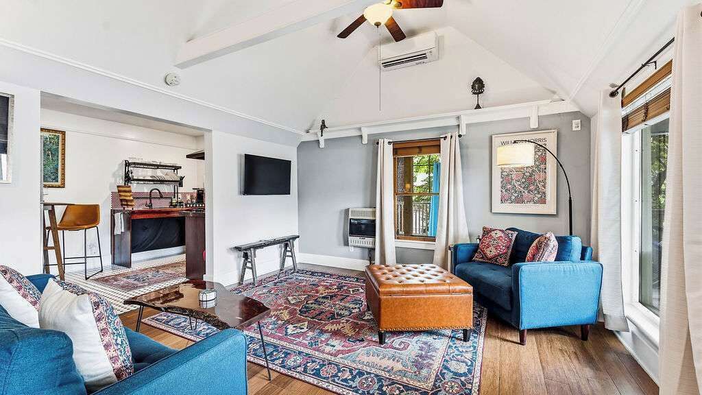 TV, fireplace, offices