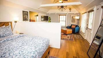 2 chambres, fer et planche à repasser, Wi-Fi, draps fournis