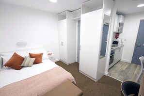 Studio, Non Smoking | Blackout drapes, free WiFi - Student Only The Shield (Newcastle-upon-Tyne)