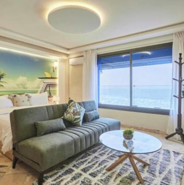 1 bedroom, iron/ironing board, WiFi, bed sheets - Luxury apartment at Hicham's (Asilah)