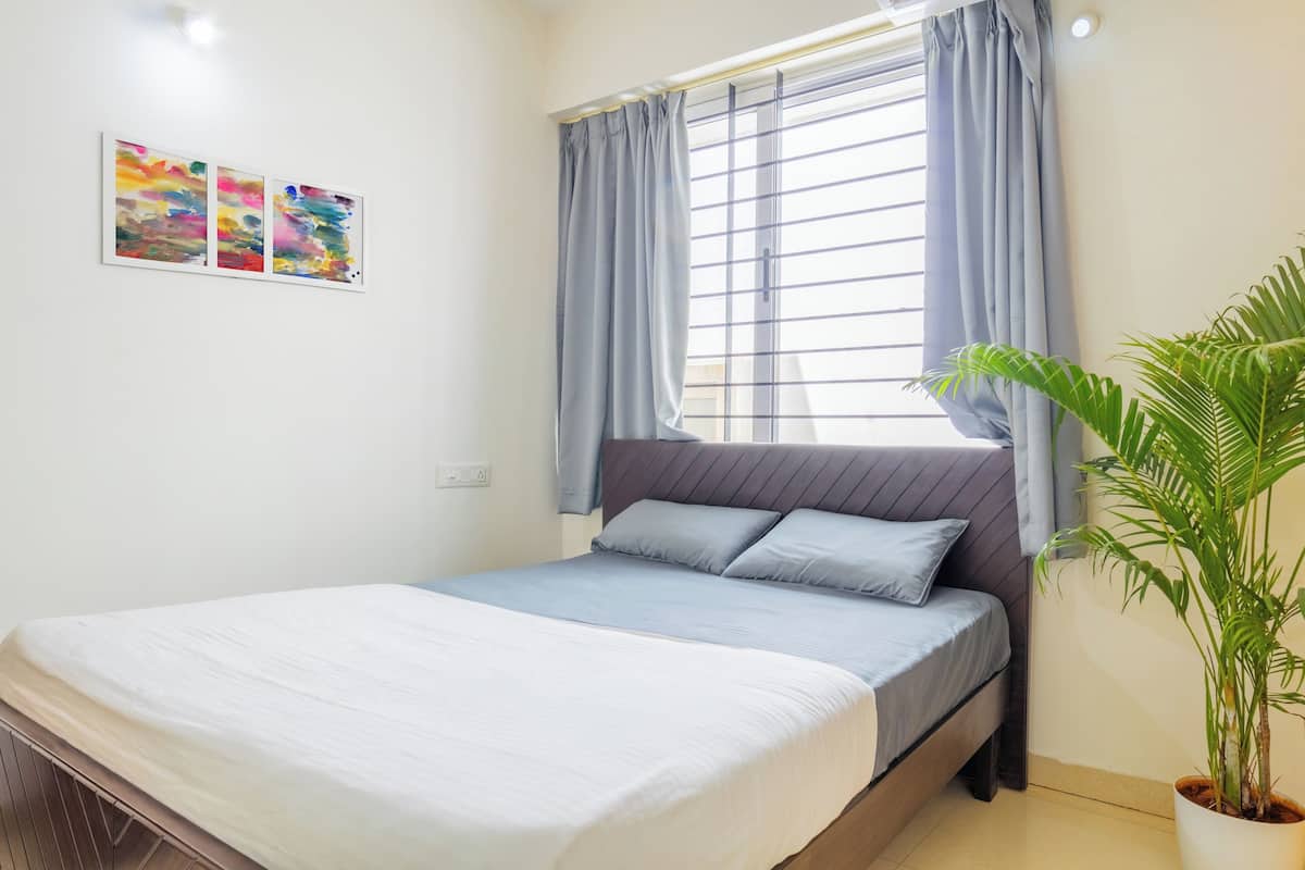 Studio, City View | In-room safe, desk, laptop workspace, soundproofing